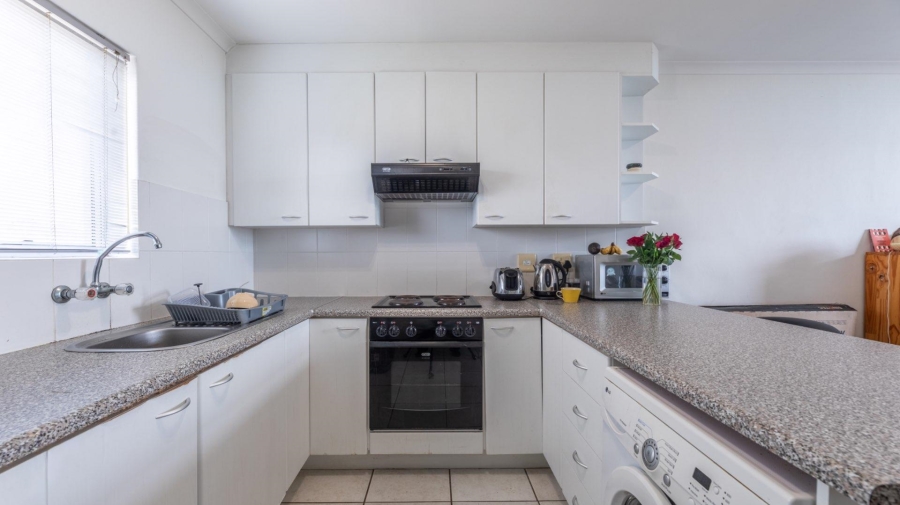 To Let 1 Bedroom Property for Rent in Milnerton Western Cape